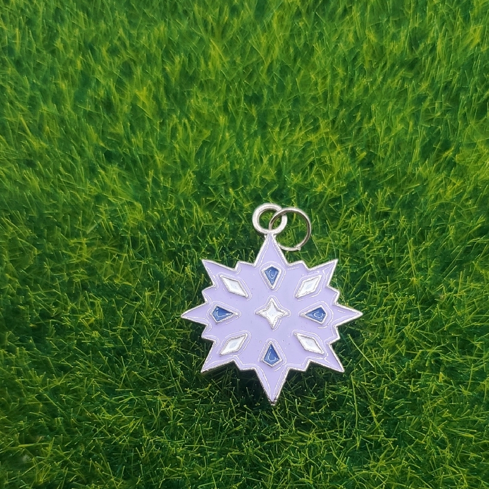 Purple Snowflake Pendant P319
